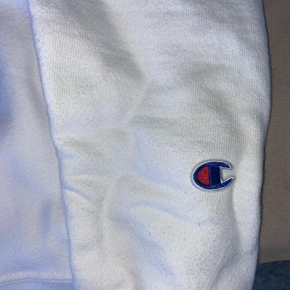 White Champion Crewneck - Picture 4 of 5